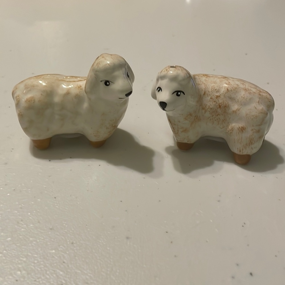 Mini Salt & Pepper Shakers Sheep